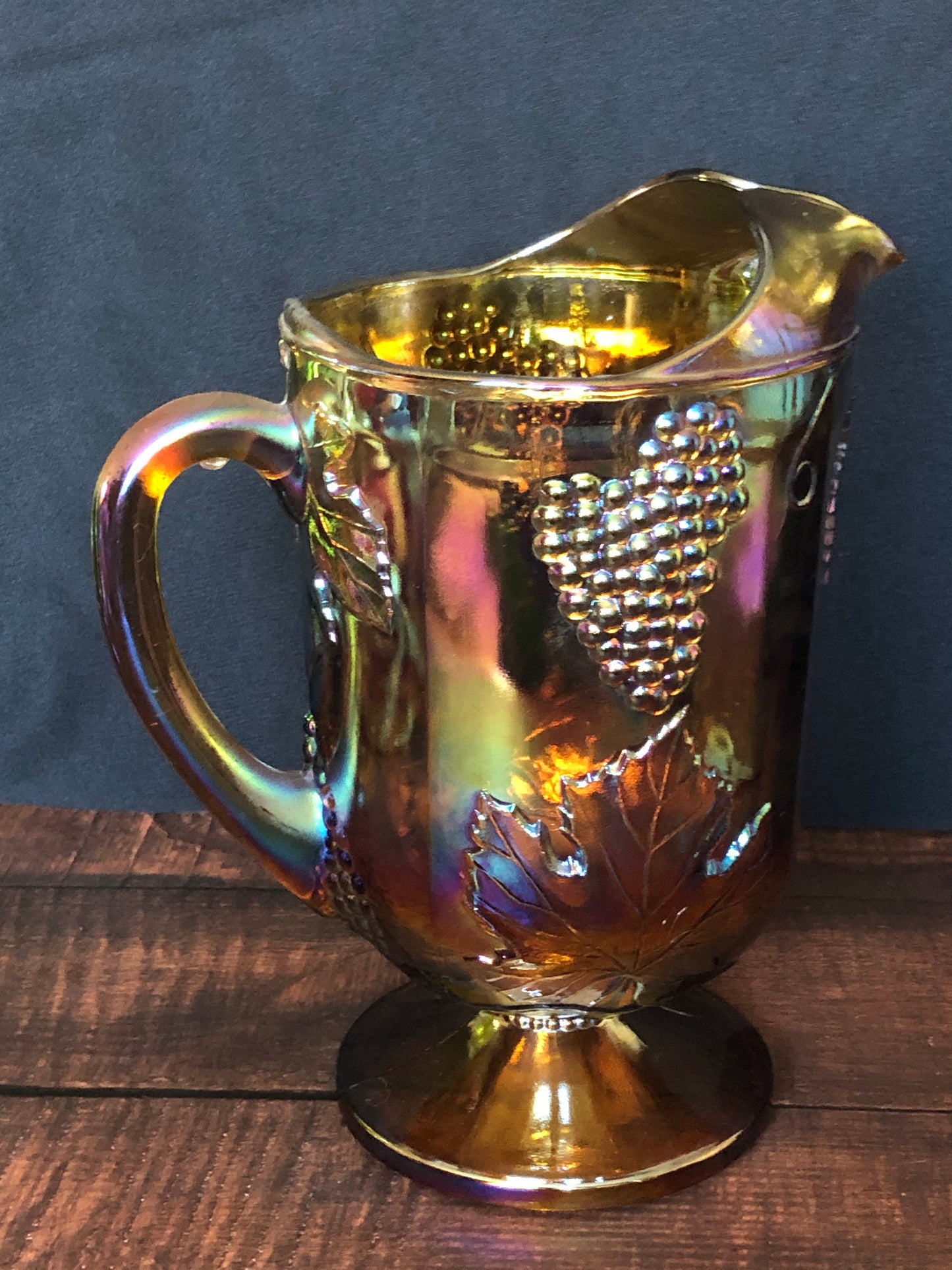 1970s Vintage Indiana Carnival Glass Pitcher, Iridescent Amber Harvest Grape Water Pitcher, Vintage 64 oz Lipped Water Pitcher
