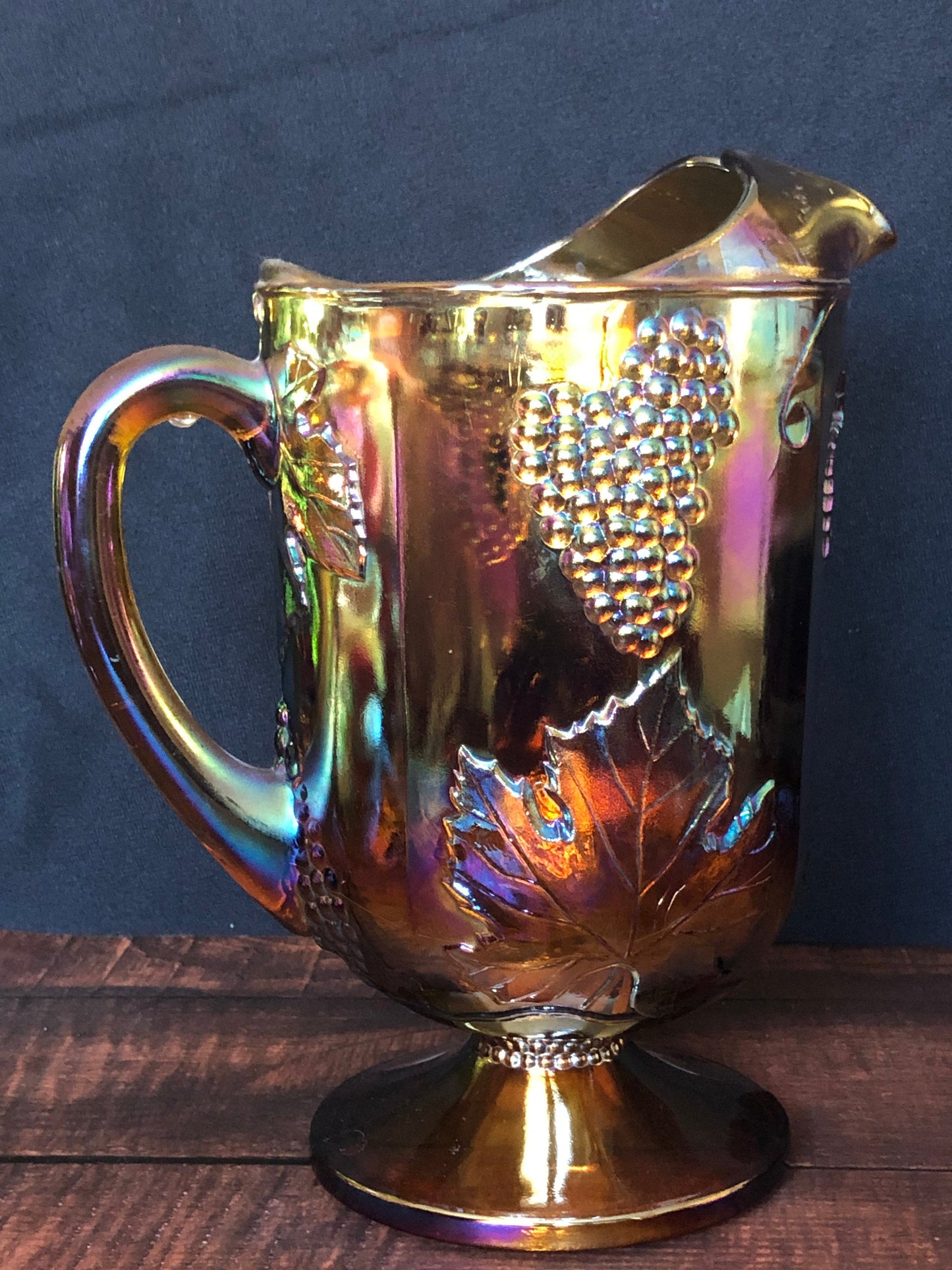 1970s Vintage Indiana Carnival Glass Pitcher, Iridescent Amber Harvest Grape Water Pitcher, Vintage 64 oz Lipped Water Pitcher