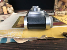 Load image into Gallery viewer, Vintage Graflex Stereo Graphic Camera 35mm Lens and Leather Case Graflar f/4 Photography
