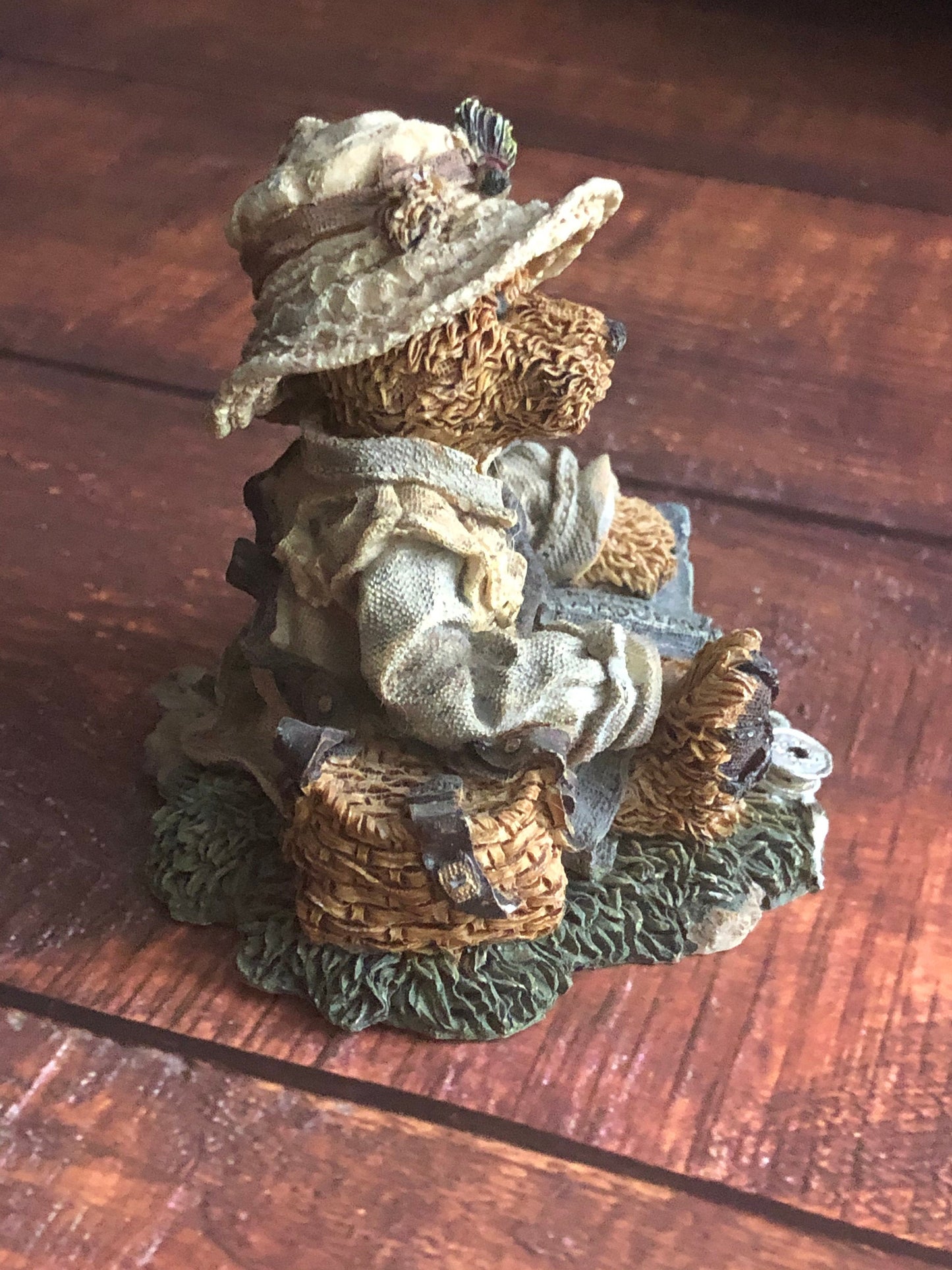 1994 Boyds Bears and Friends the Bearstone Collection Style 2249-06 Otis...The Fisherman