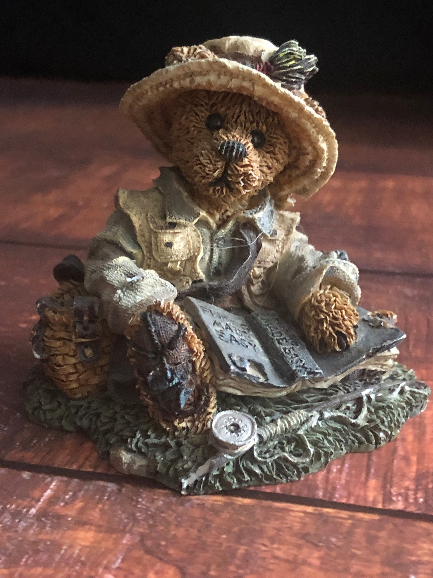 1994 Boyds Bears and Friends the Bearstone Collection Style 2249-06 Otis...The Fisherman