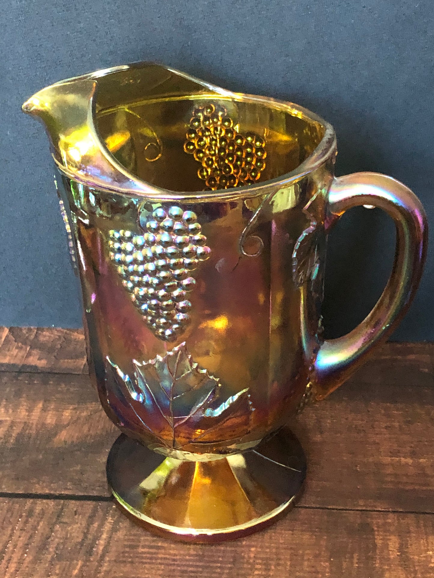 1970s Vintage Indiana Carnival Glass Pitcher, Iridescent Amber Harvest Grape Water Pitcher, Vintage 64 oz Lipped Water Pitcher