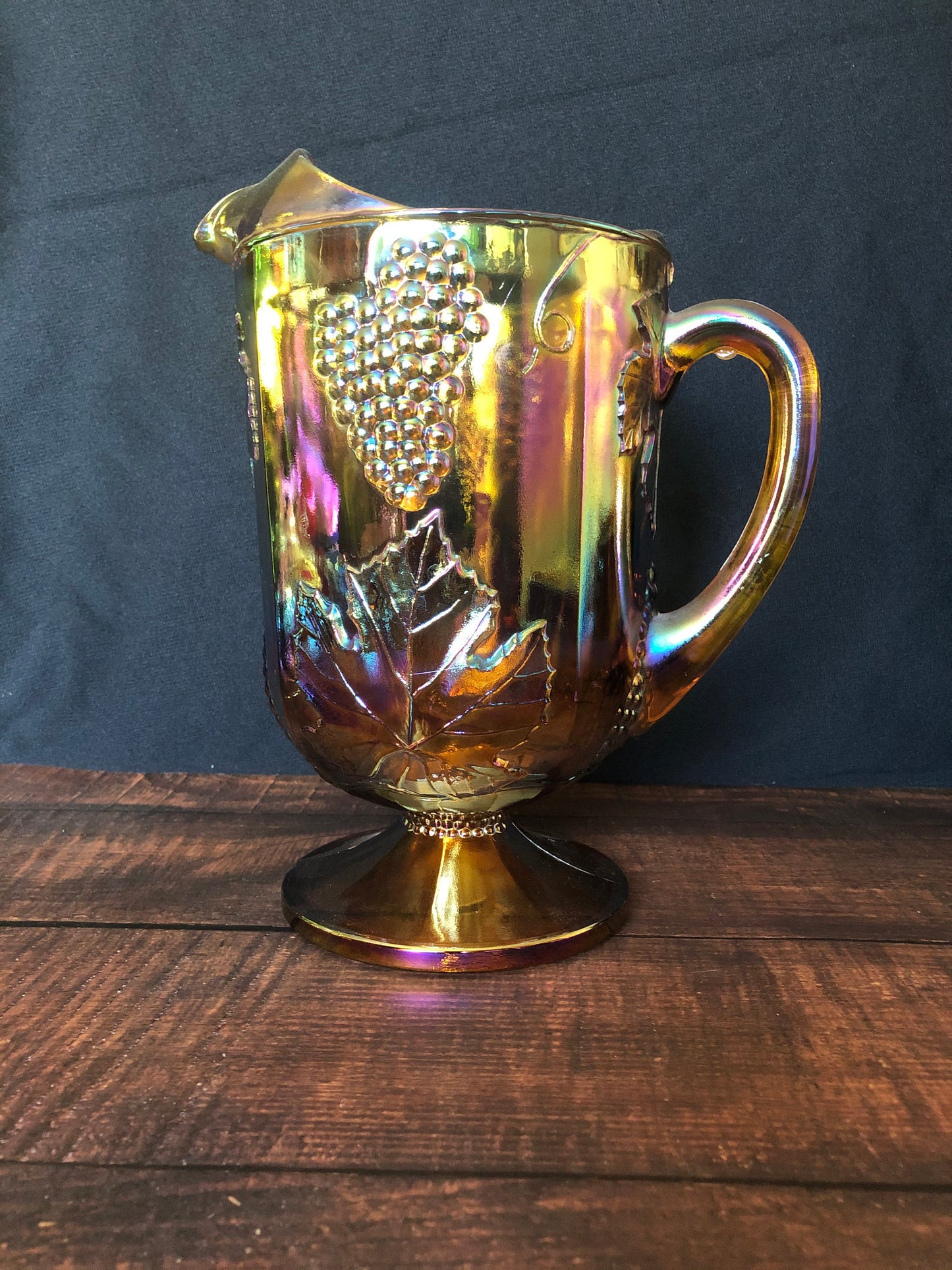 1970s Vintage Indiana Carnival Glass Pitcher, Iridescent Amber Harvest Grape Water Pitcher, Vintage 64 oz Lipped Water Pitcher