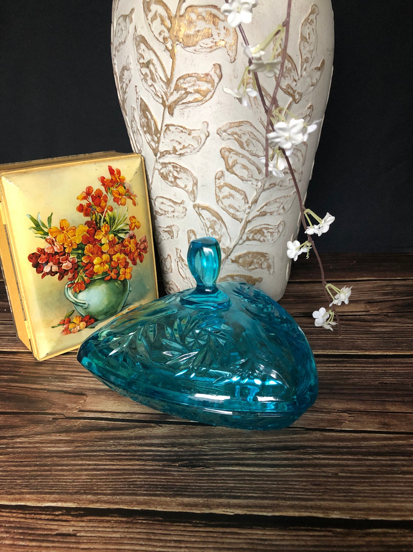 Hazel Atlas 1950s Turquoise Candy Dish Pinwheel Vine Pattern Glass Lidded Triangular Dish