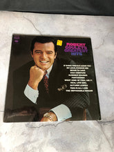 Load image into Gallery viewer, 1969 Columbia Robert Goulet - Robert Goulet&#39;s Greatest Hits LP Record Album Vinyl
