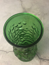 Load image into Gallery viewer, Vintage 1970s Hoosier Green Flower Vase Swirl and Ribbed Pattern 4082-4084
