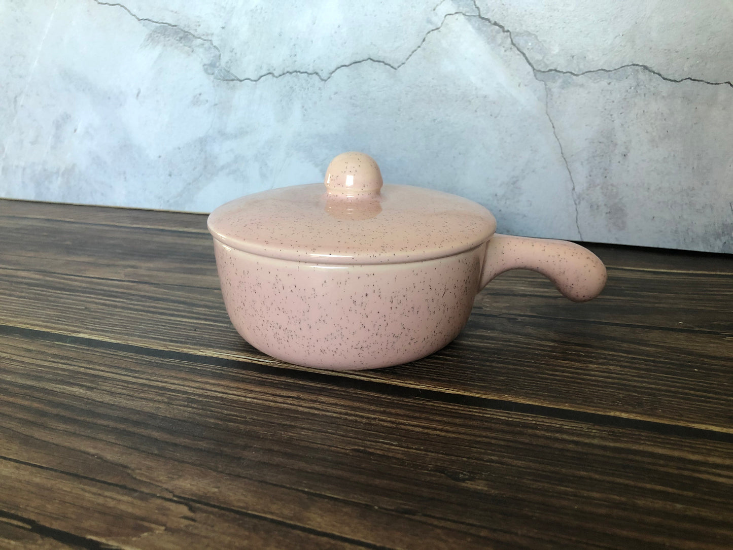 Individual Size Pink Speckled Stoneware Covered Soup Bowl Casserole Dish With Lid